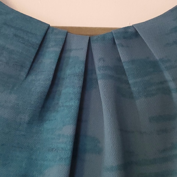 EUC Adrianna Papell Dress - Picture 11 of 12